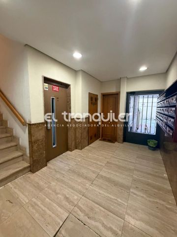 Piso de alquiler en Calle Londres, Guindalera - Photo 5