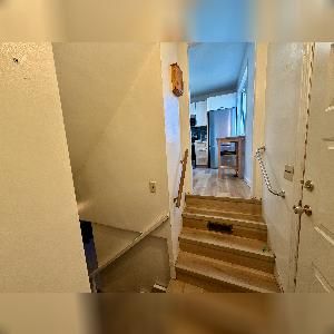 3 Bed 1 Bath For Rent Parkallen Edmonton - Photo 2