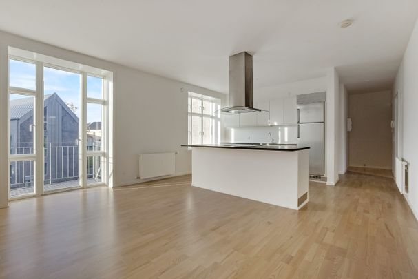 Stuelejlighed nær centrum med lille altan - Foto 1