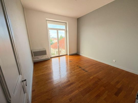 Location Appartement 3 pièces 54m² LE COTEAU 42120 - Photo 1