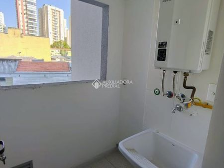 Apartamento com 2 quartos e 56m² para alugar em Aclimação, São Paulo. - Foto 2