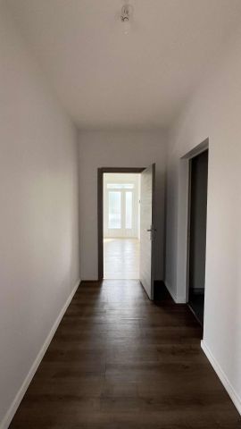 Maison 151.18 m² - 5 Pièces - Niort (79000) - Photo 5