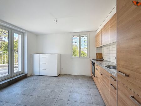 3½ ROOMS – Balcony and Terrace! - Foto 3