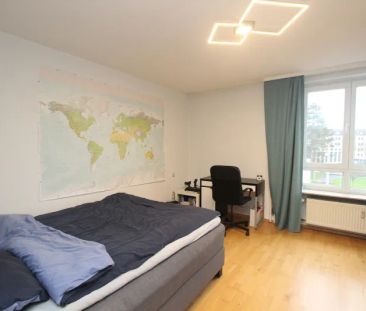 Großzügig geschnittene 2-Zimmer-Wohnung in Kassels Zentrum mit Blic... - Photo 5