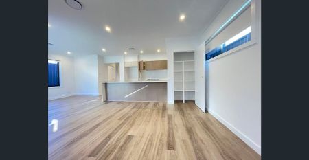 Spacious And Modern 4 Bedroom Home Available For Lease Now! - Photo 5