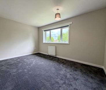 3 bedroom property to rent - Photo 3