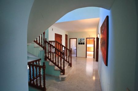 Villa en alquiler en Nueva Andalucía - Photo 4