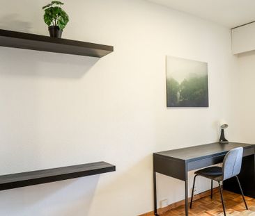 Calle de Santiago de Compostela, Madrid, Community of Madrid 28034 - Photo 4