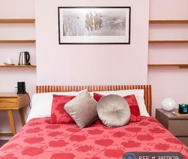 1 bedroom in a house share to rent - Photo 5