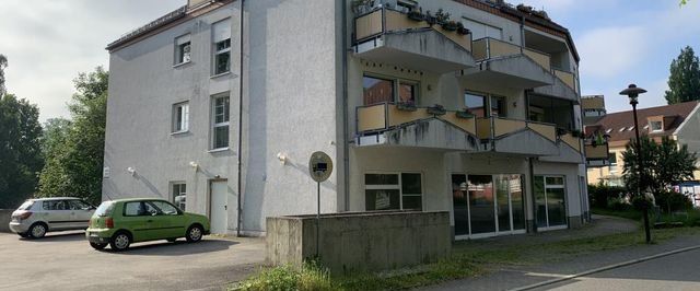 GroÃzÃ¼gige Wohnung mit Balkon und Tageslichtbad mit Wanne und Dusche! - Foto 1