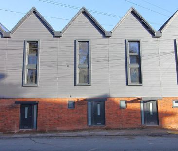 3 bedroom terraced house to rent - Photo 6