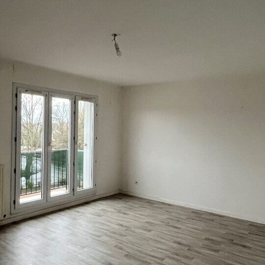 À louer Appartement T3 79.00 m - Photo 1