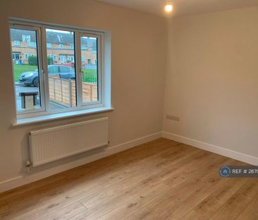 4 bedroom terraced house to rent - Photo 5