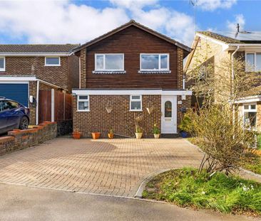 Fantastic four bedroom detached family home with garage and off str... - Photo 3