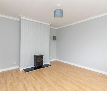 38 Erinvale Avenue, Belfast, BT10 0FN - Photo 1