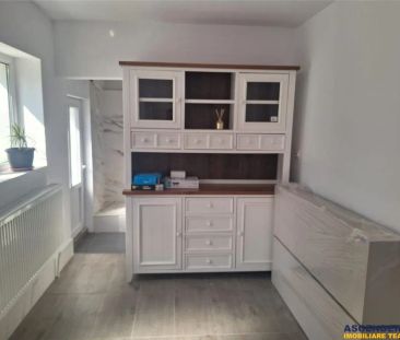 Nivel in vila: rezidential/ spatiu profesional, Ghimbav, Central - Photo 4