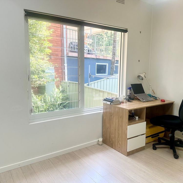 4-bedroom shared house, Georgina Avenue - Photo 1