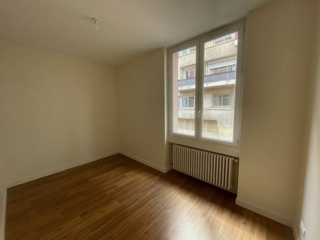 APPARTEMENT T3 A LOUER - Photo 2