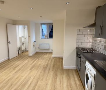 Studio Flat, Two Mile Hill Road, BS15 - Photo 5