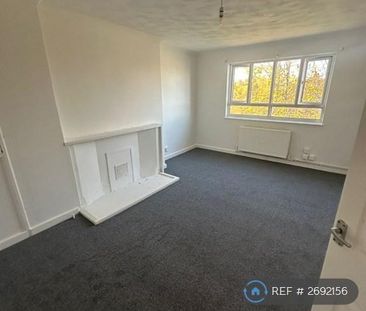 3 bedroom flat to rent - Photo 1