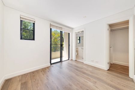 3/2 Armstrong Street, - Photo 4