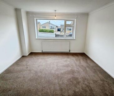 2 Bedroom Bungalow to Rent in Manor Road, Stanion, Kettering, NN14 - Photo 2
