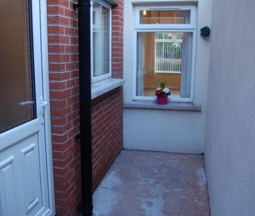 5 Ardenlee Drive, Belfast, BT6 8QL - Photo 2