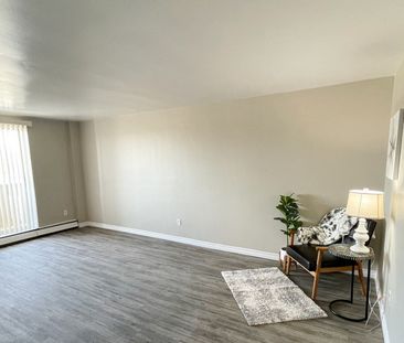 Avon Place Apartments - Photo 1