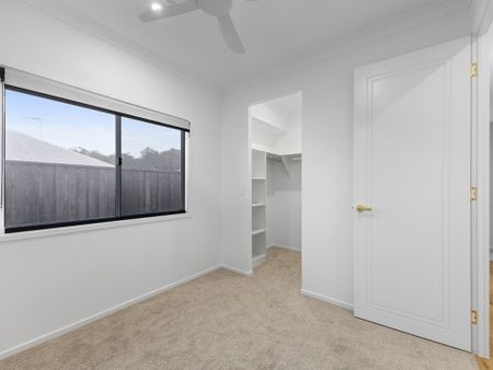 Luxury New Build Living in Prestigious Mount Kynoch - Photo 2