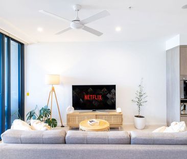 One Bedroom Apartment with multi-purpose room - Photo 1