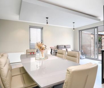 2 Lakeside Close, Coleraine, BT52 2FB - Photo 4