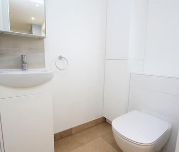 1 bedroom semi-detached house to rent - Photo 4