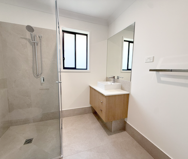 1 Kashmir Cct, Greenbank QLD 4124 - House For Rent | Domain - Photo 1