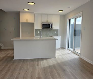 For Lease - 201 Glenroy Gilbert Drive Unit# 10, Barrhaven, Ontario - Photo 5