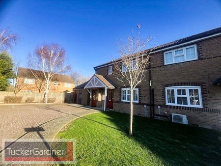 Stanley Webb Close, Sawston - Photo 2