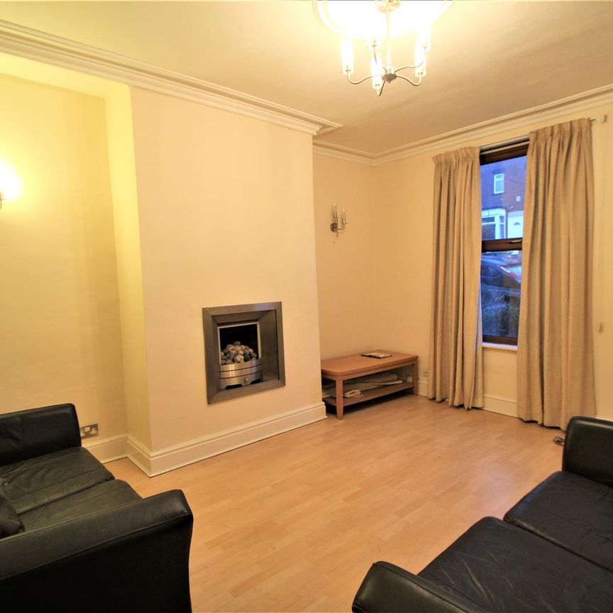 2 bedroom terraced house to rent - Photo 1