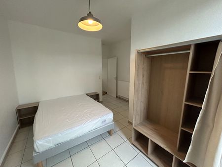 Location Appartement 2 pièces 33m² - Photo 3