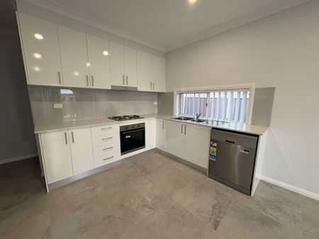 Brand New Granny Flat! - Photo 3