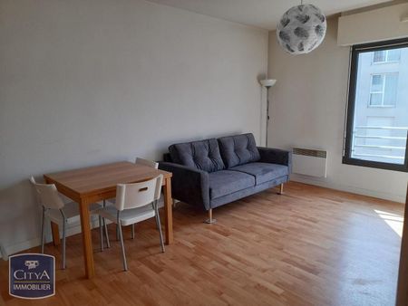 Location Appartement 2 pièces 41m² LAVAL 53000 - Photo 4