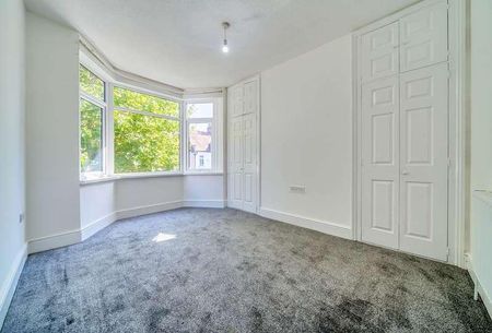 Caithness Road, Mitcham, Surrey, CR4 - Photo 4