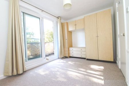 Saville Row, Bromley, BR2 7DX - Photo 2