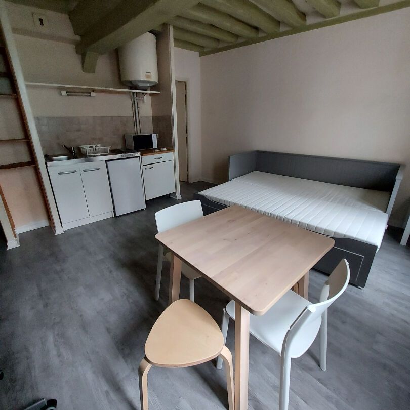 Location Appartement 1 pièce 24m² ROUEN 76000 - Photo 1