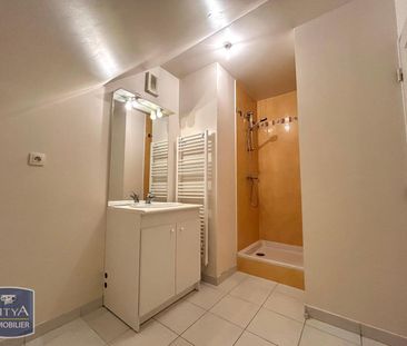 Location Appartement 2 pièces 45m² LA VILLE AUX DAMES 37700 - Photo 2
