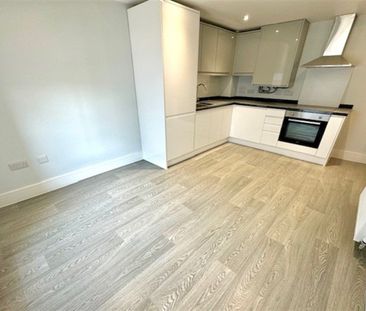 Canal Walk, SO14 - Photo 3