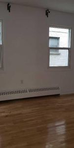 3 1/2 Renove Chauffage Eau Chaude Invlus Entrée Laveuse Secheuse - Photo 4