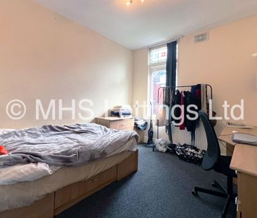 8 Bedroom Mid Terraced House for rent in Regent Park Avenue - Photo 6