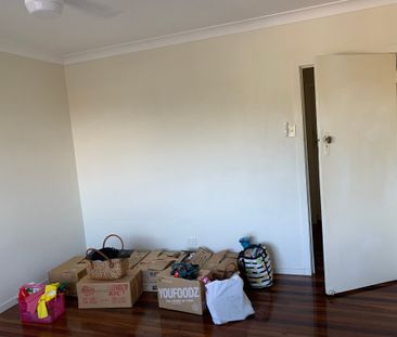 Highgate Hill - Photo 3