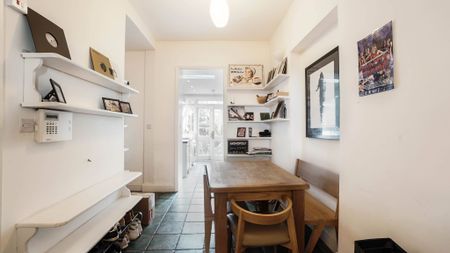 Southborough Road – Room 3 - Photo 5