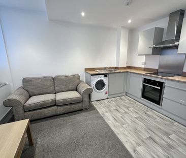 Cleveland Street - Photo 2