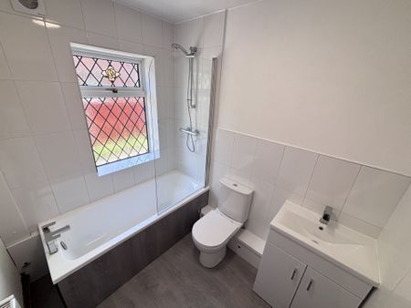 Todd Lane North, Lostock Hall - Photo 3